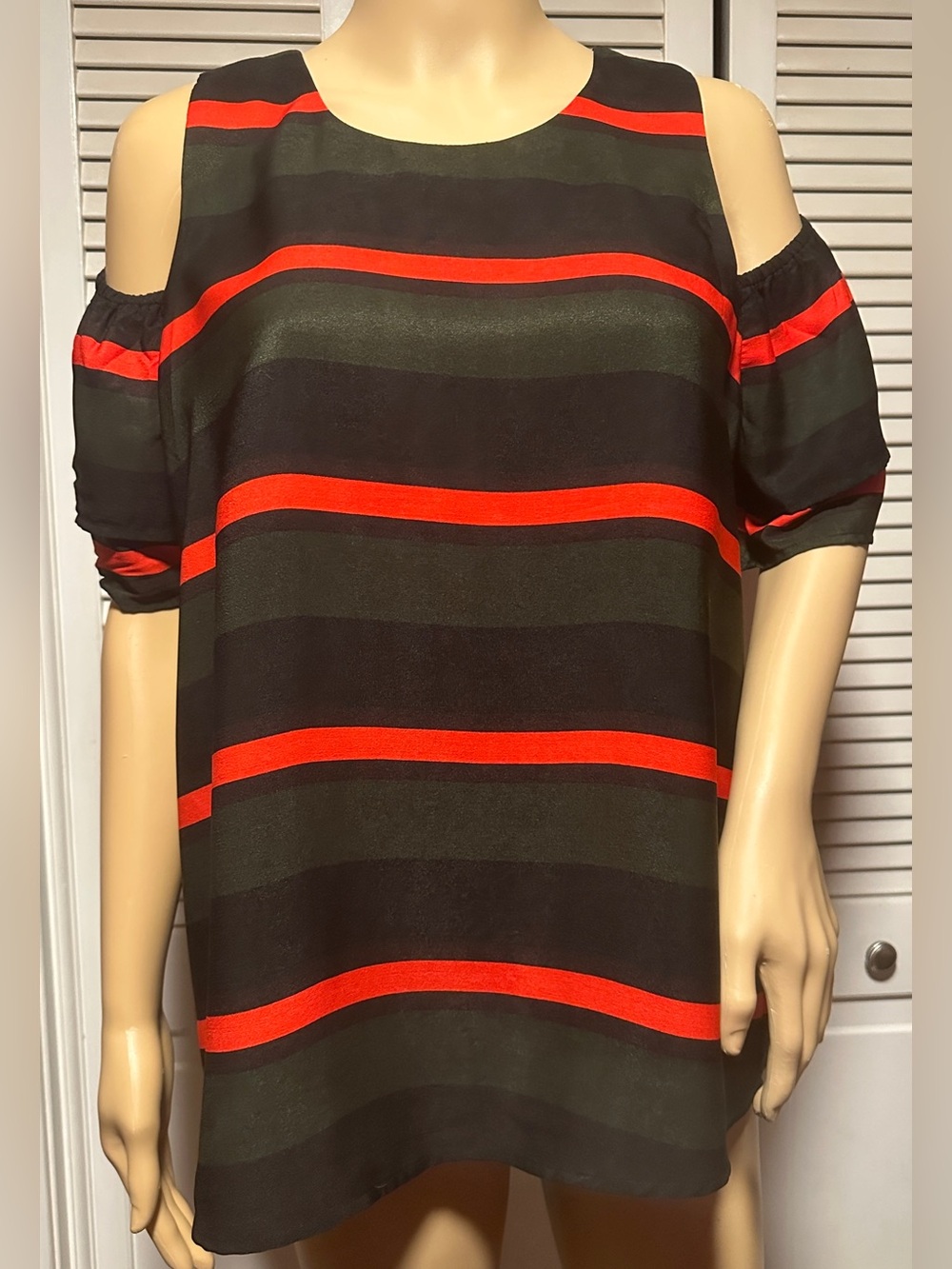 Truly Poppy Cold Shoulder Striped Boho Blouse Green Black Red Medium